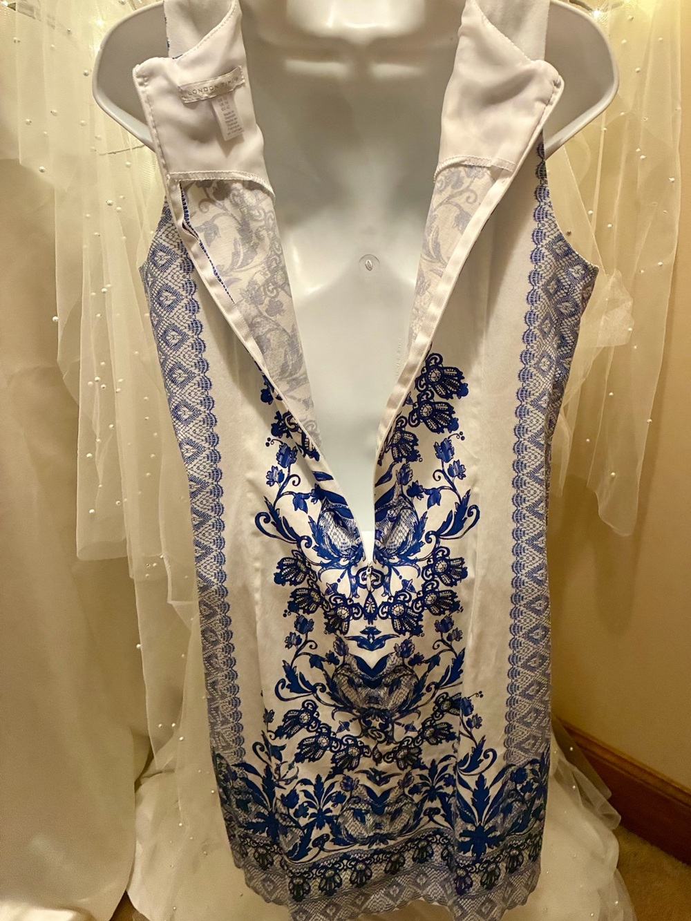 London Times White Midi Dress with Royal Blue Floral Print - Picture 5 of 6